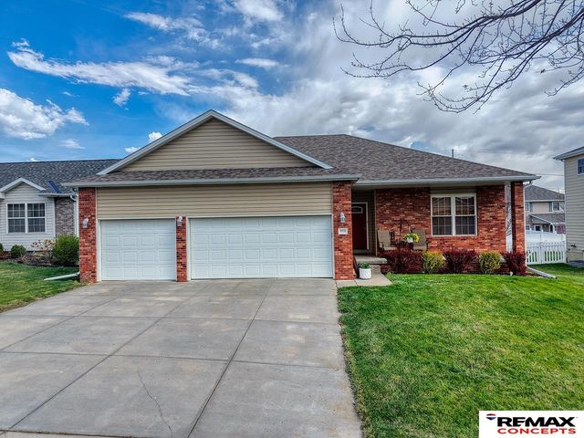 8750 Garland Street, Lincoln, NE 68505