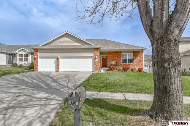 8750 Garland Street, Lincoln, NE 68505