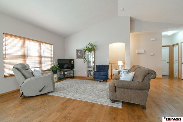 8750 Garland Street, Lincoln, NE 68505