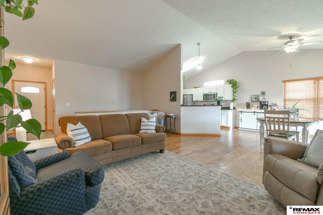 8750 Garland Street, Lincoln, NE 68505