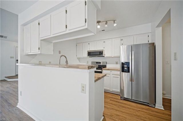 746 Sendero CT, Chesapeake, VA 23322