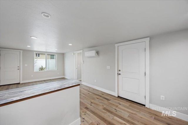 711 E Ave D, Jerome, ID 83338