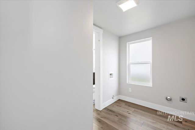 711 E Ave D, Jerome, ID 83338