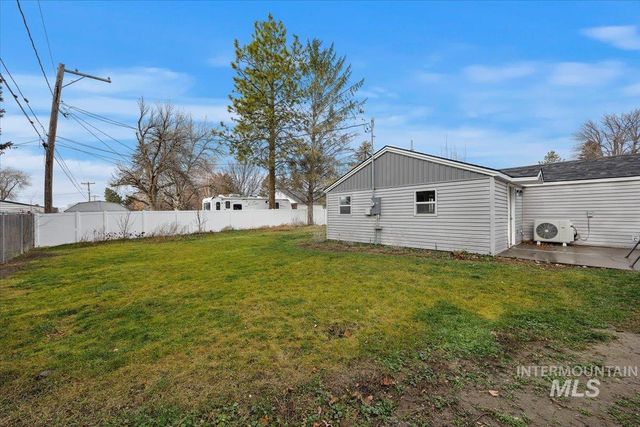 711 E Ave D, Jerome, ID 83338