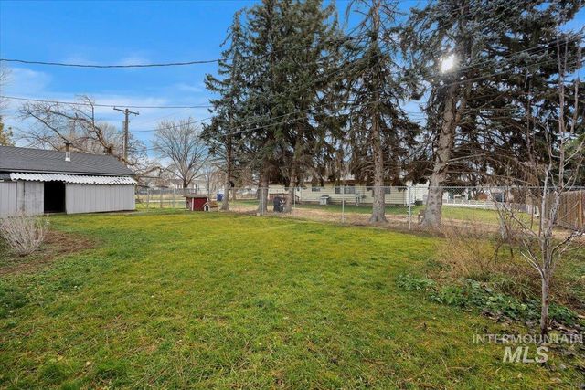 711 E Ave D, Jerome, ID 83338