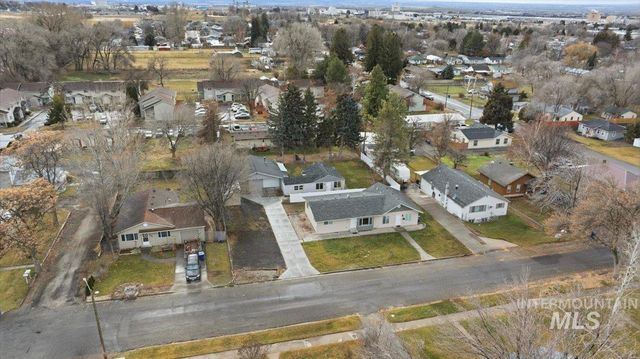 711 E Ave D, Jerome, ID 83338