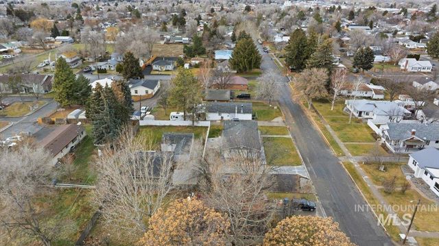 711 E Ave D, Jerome, ID 83338