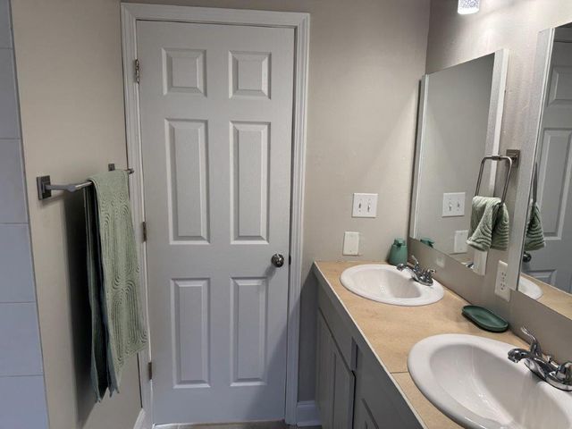 1611 10th ST, Roanoke, VA 24012