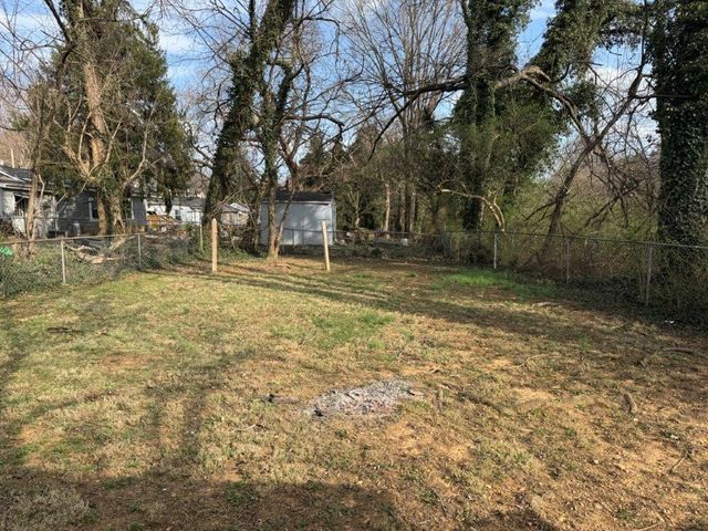 1611 10th ST, Roanoke, VA 24012