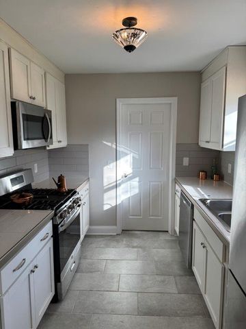 1611 10th ST, Roanoke, VA 24012