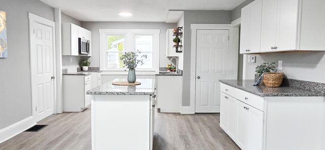 105 N Clairmont Avenue, Springfield, OH 45503