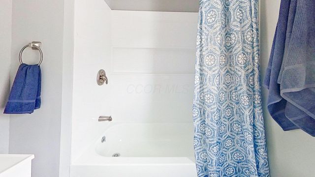 105 N Clairmont Avenue, Springfield, OH 45503