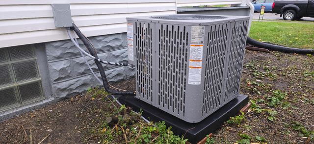 105 N Clairmont Avenue, Springfield, OH 45503