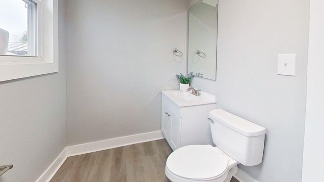 105 N Clairmont Avenue, Springfield, OH 45503