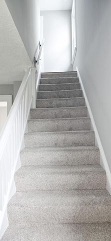 105 N Clairmont Avenue, Springfield, OH 45503