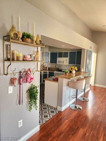 7950 West Flamingo Road 2056, Las Vegas, NV 89147