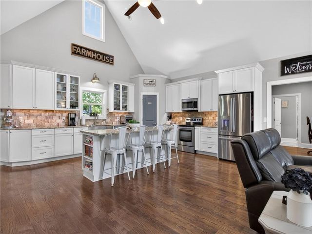 6920 Holly Springs Road, Clermont, GA 30527