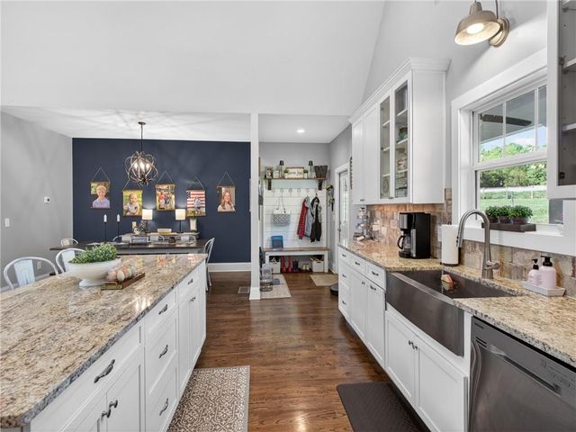 6920 Holly Springs Road, Clermont, GA 30527