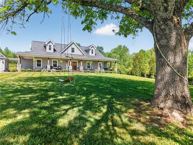 6920 Holly Springs Road, Clermont, GA 30527