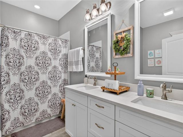 6920 Holly Springs Road, Clermont, GA 30527