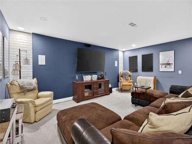 6920 Holly Springs Road, Clermont, GA 30527