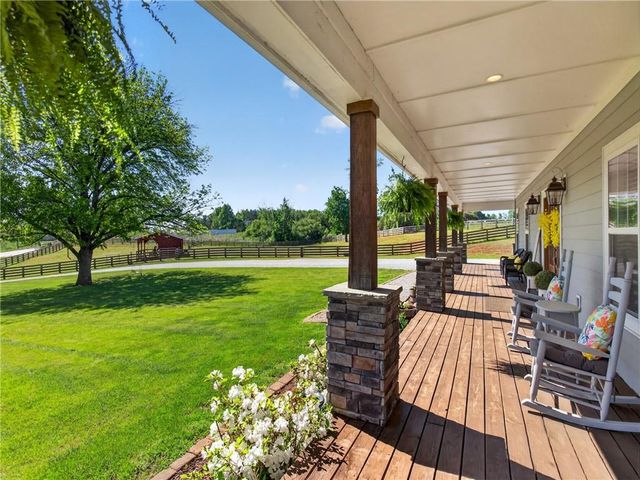 6920 Holly Springs Road, Clermont, GA 30527