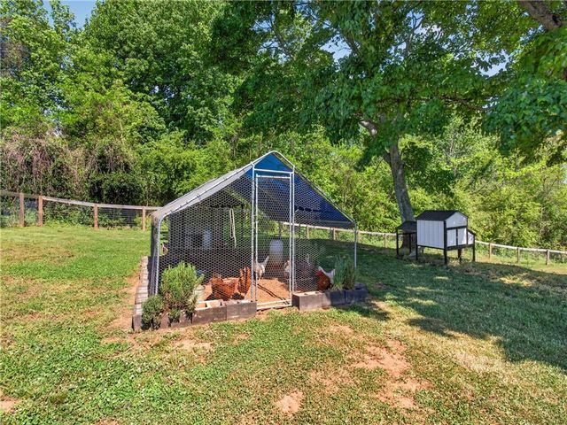 6920 Holly Springs Road, Clermont, GA 30527