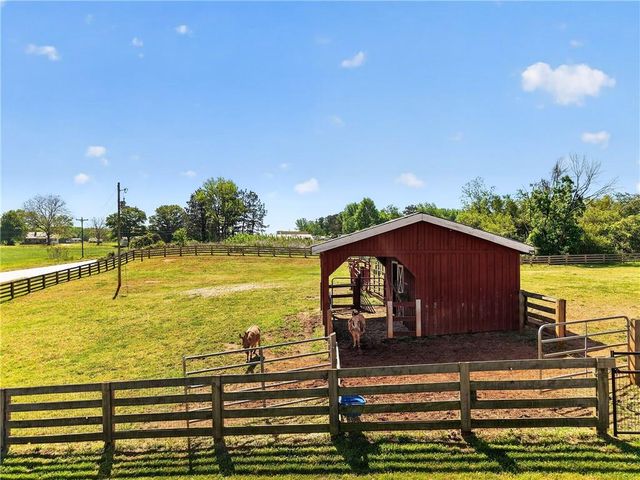 6920 Holly Springs Road, Clermont, GA 30527