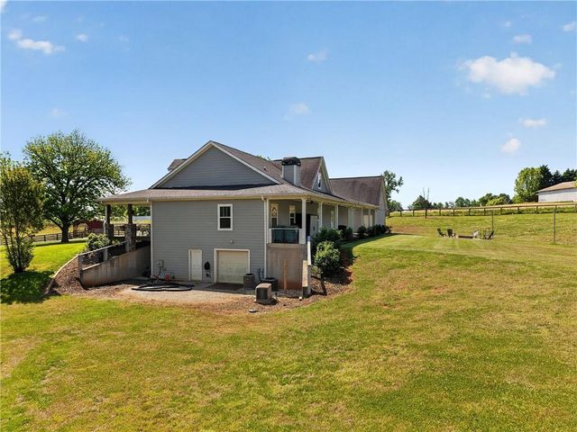 6920 Holly Springs Road, Clermont, GA 30527