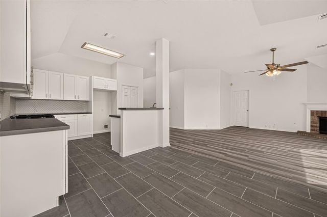 19015 White Horse Drive, Tomball, TX 77377