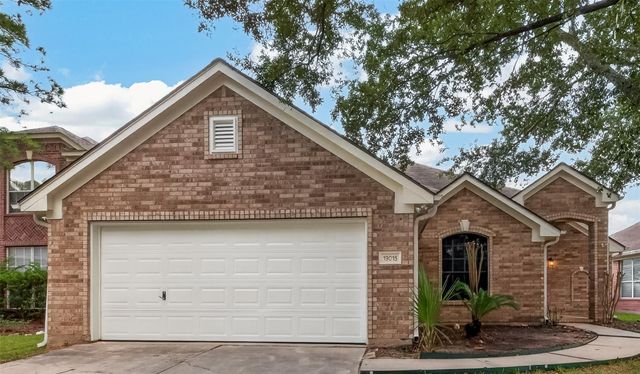 19015 White Horse Drive, Tomball, TX 77377