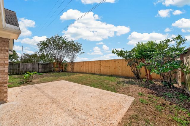 19015 White Horse Drive, Tomball, TX 77377