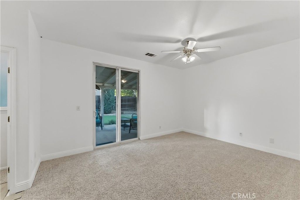 Image 18 of property listing at 2670 Hicks, Selma, CA 93662