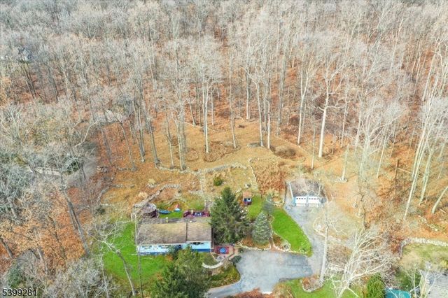 442 Little Brook Road, Lebanon Twp., NJ 08826