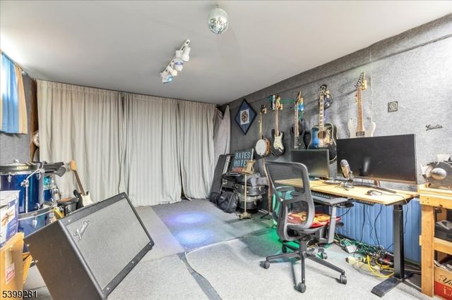 442 Little Brook Road, Lebanon Twp., NJ 08826