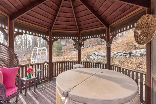 442 Little Brook Road, Lebanon Twp., NJ 08826