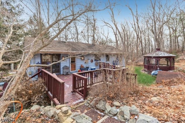 442 Little Brook Road, Lebanon Twp., NJ 08826