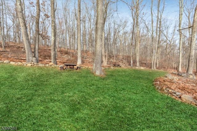 442 Little Brook Road, Lebanon Twp., NJ 08826