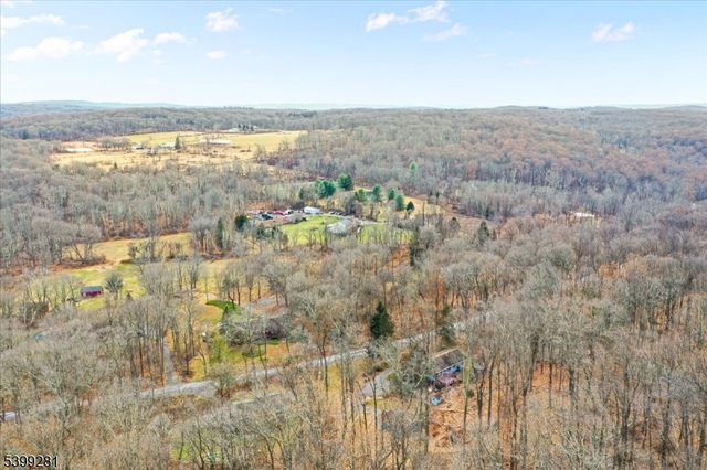 442 Little Brook Road, Lebanon Twp., NJ 08826