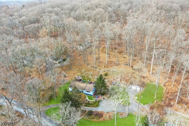 442 Little Brook Road, Lebanon Twp., NJ 08826