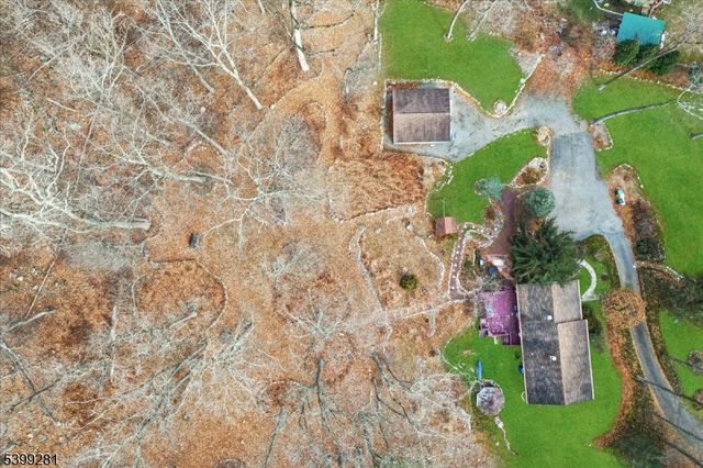 442 Little Brook Road, Lebanon Twp., NJ 08826