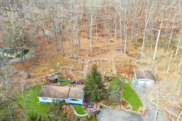 442 Little Brook Road, Lebanon Twp., NJ 08826