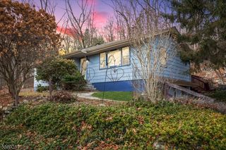 442 Little Brook Road, Lebanon Twp., NJ 08826