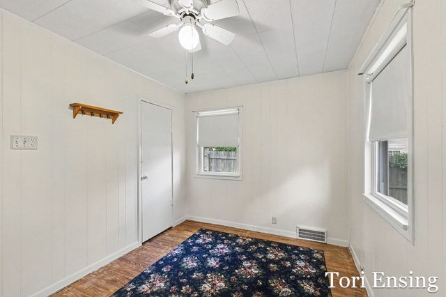 212.5 E Montcalm Street, Greenville City, MI 48838