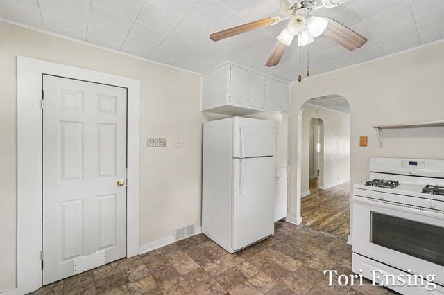 212.5 E Montcalm Street, Greenville City, MI 48838