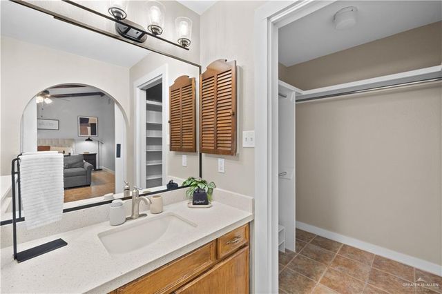 2212 N Bryan Road, Mission, TX 78572