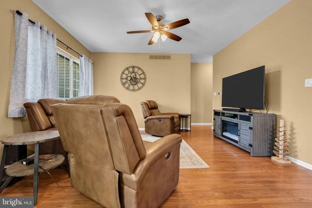 21 AMARA LN, Westampton, NJ 08060