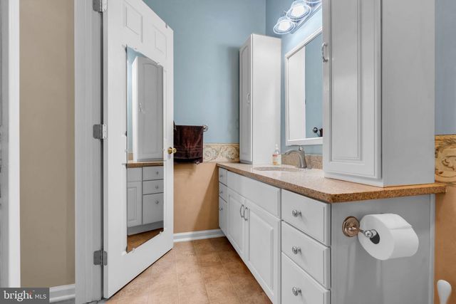 21 AMARA LN, Westampton, NJ 08060