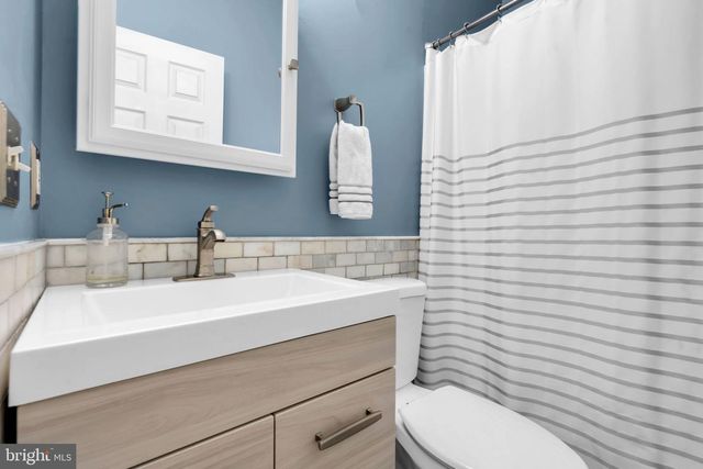 21 AMARA LN, Westampton, NJ 08060