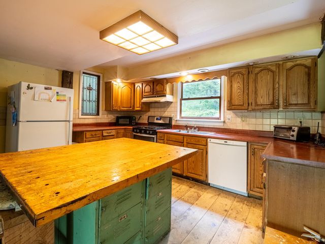 164 Garron Road, Middletown Springs, VT 05757